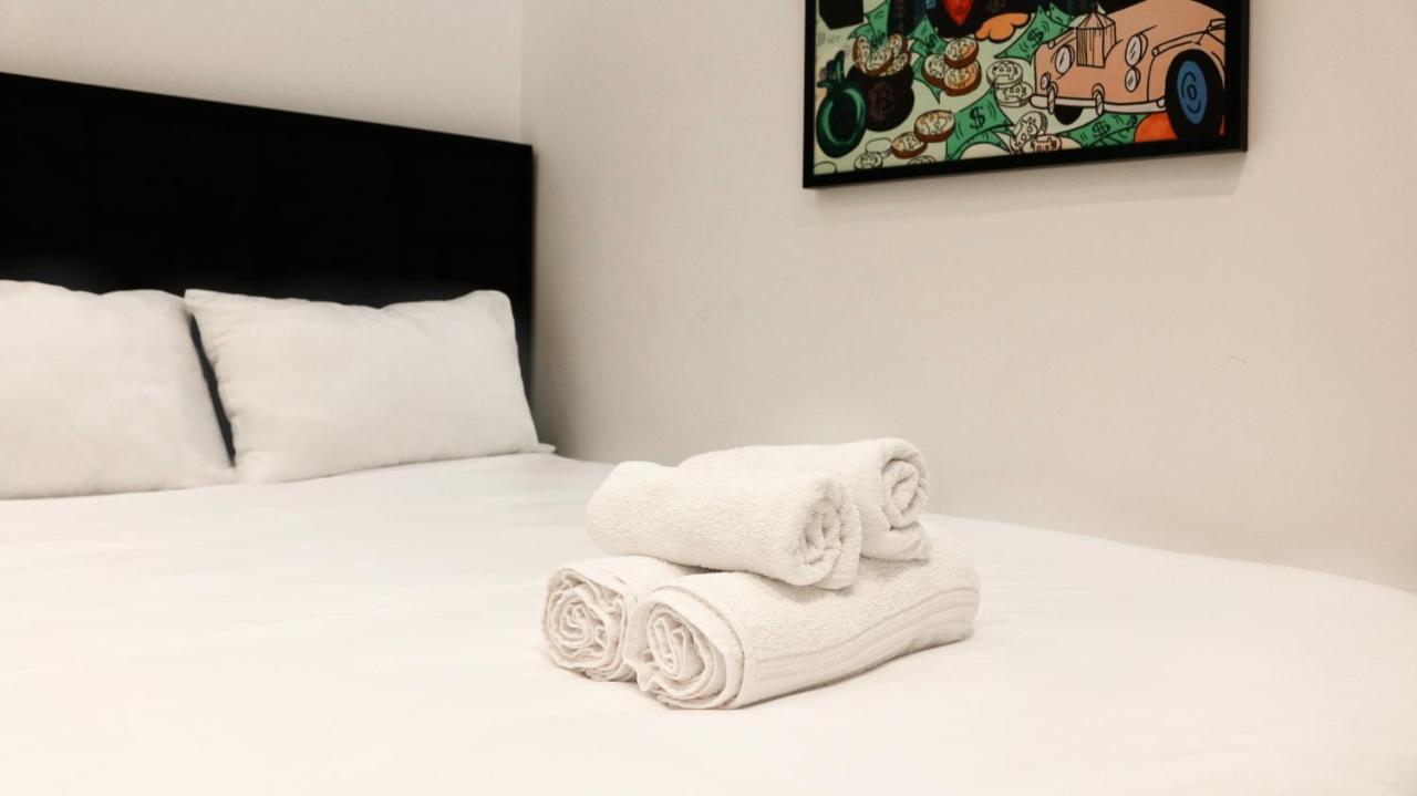 Underground Hotel Tel Aviv Bagian luar foto