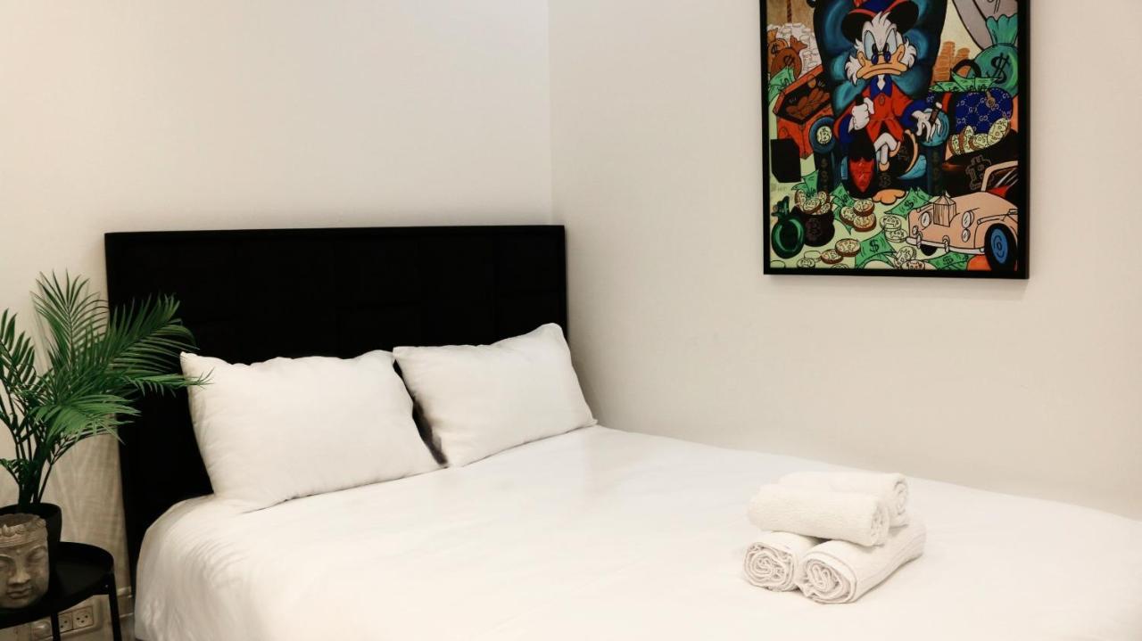 Underground Hotel Tel Aviv Bagian luar foto